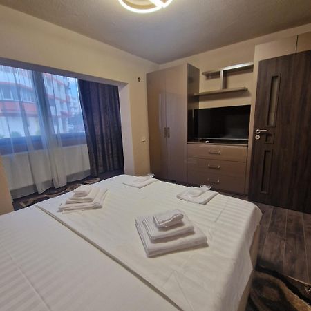 Apartament Iulius 3 Manastire Куртя-де-Арджеш Экстерьер фото