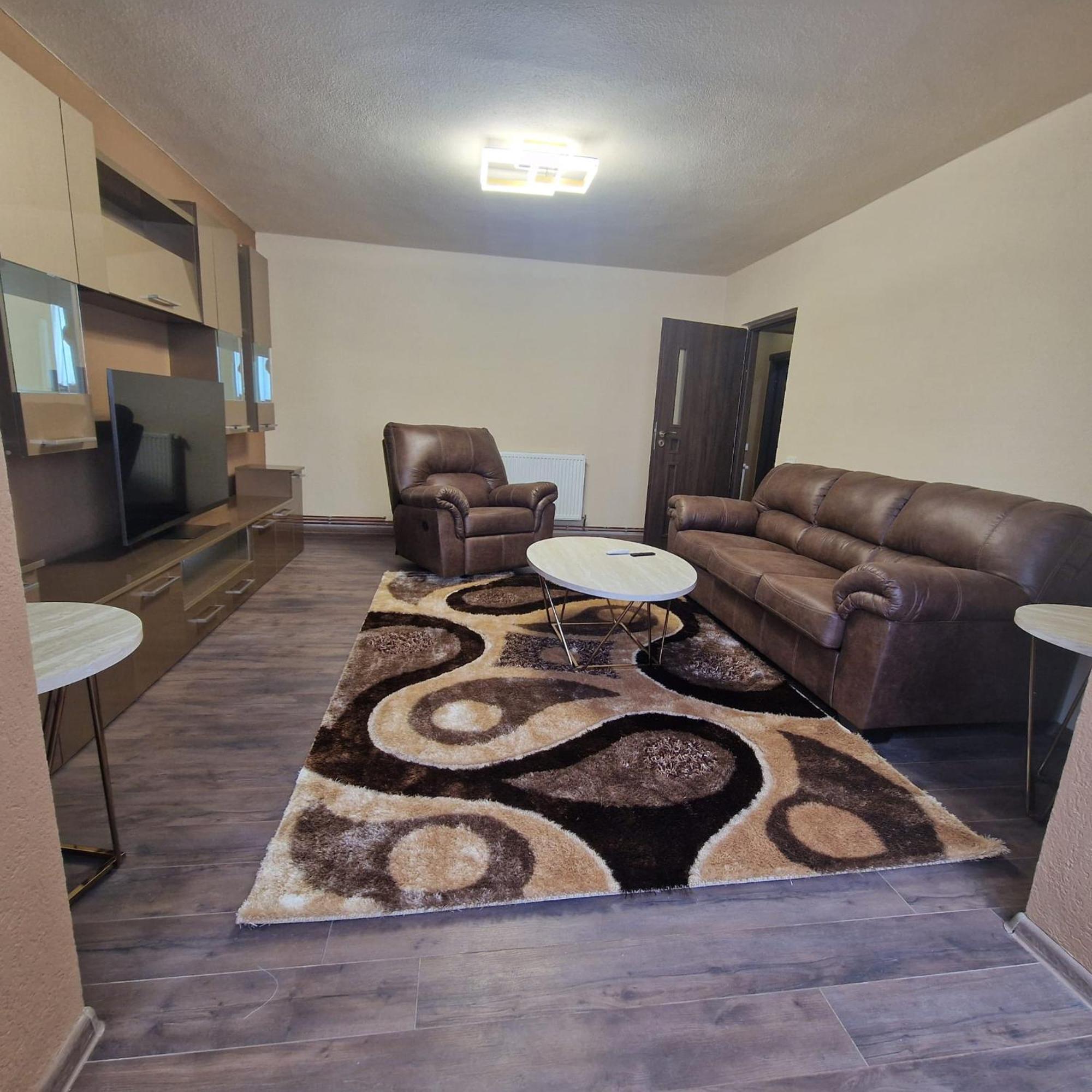 Apartament Iulius 3 Manastire Куртя-де-Арджеш Экстерьер фото